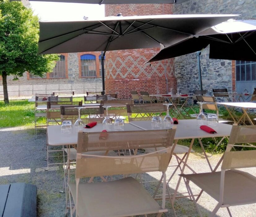 Au Chapelier Gourmand terrasse